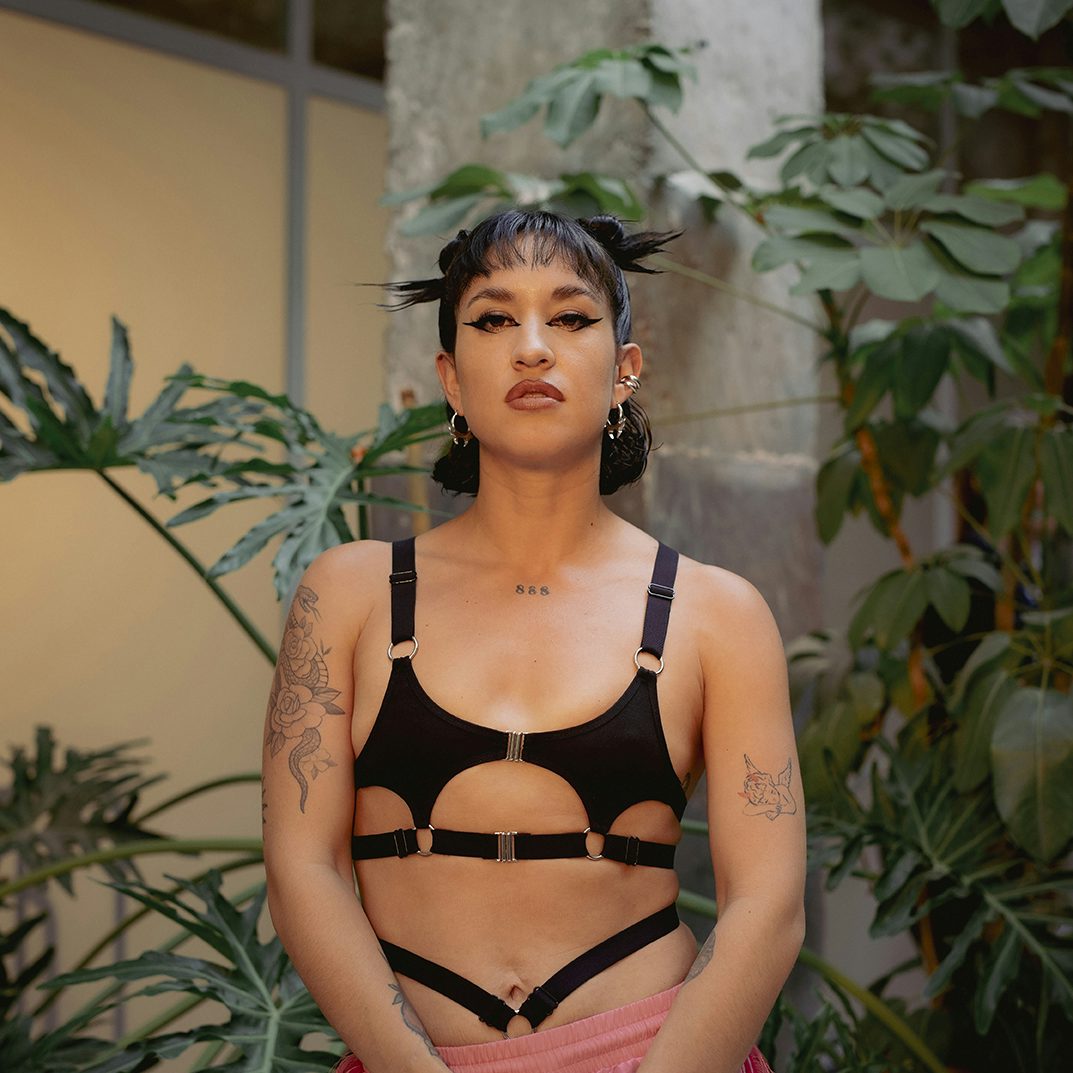 Holy Mami porn photos Holy Mami porn photos