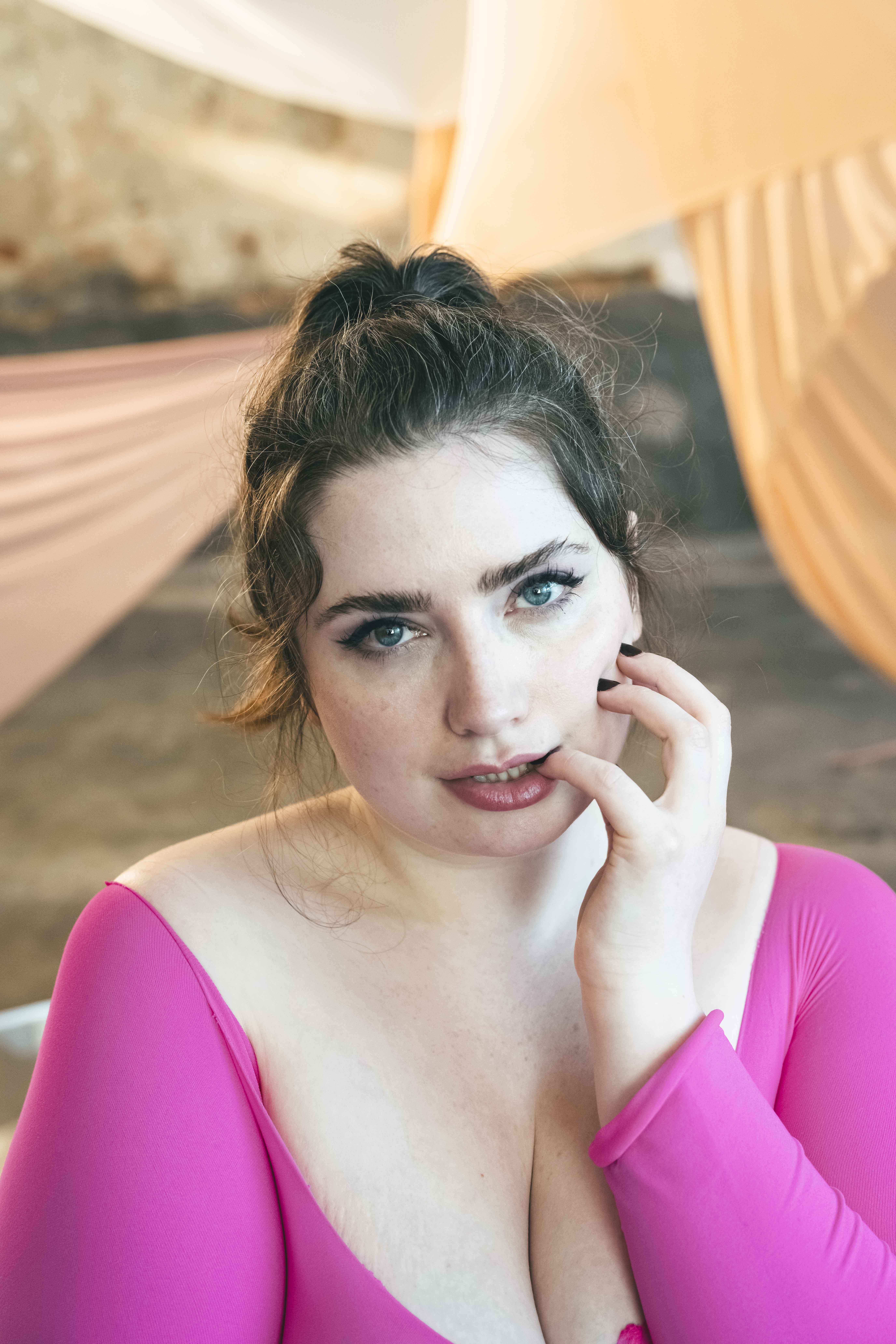 Bunny Harper - Porn Films & XXX Movies