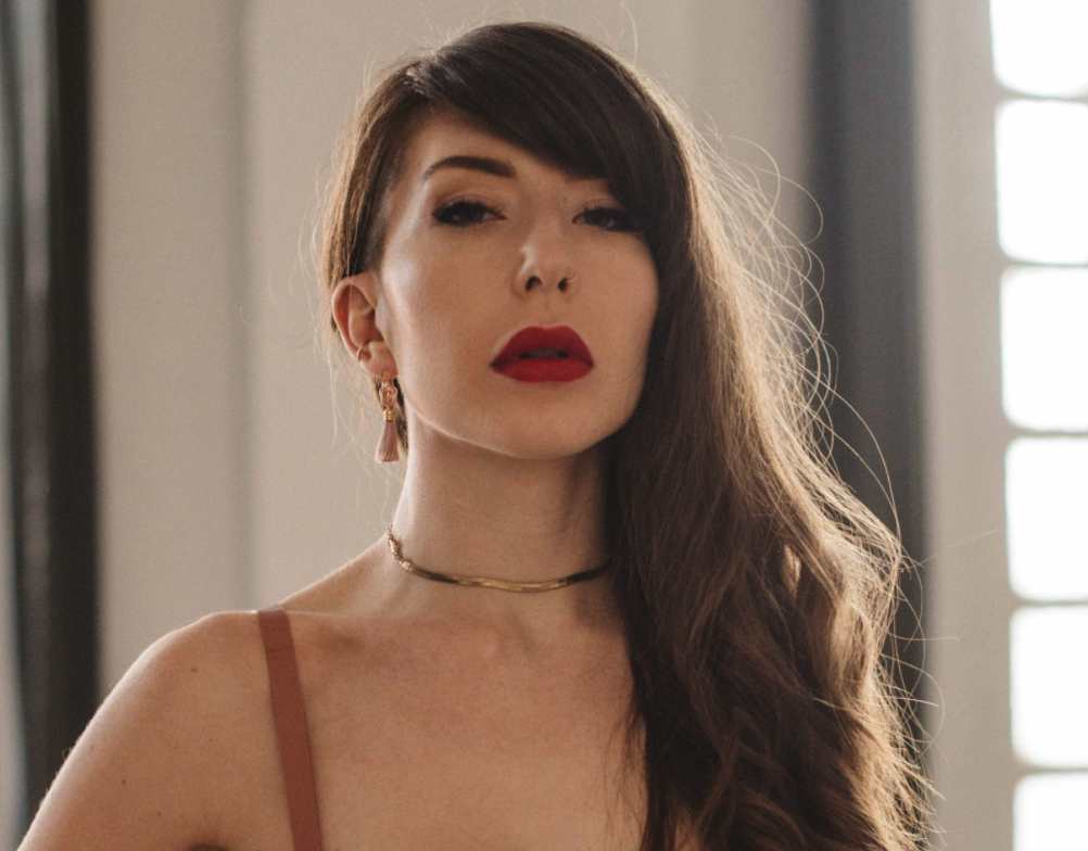 Lupa Vaux - Porn Films & XXX Movies