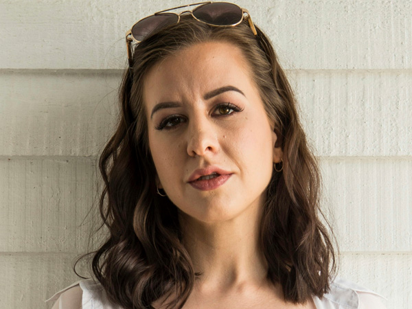 Tindra Frost - Porn Films & XXX Movies