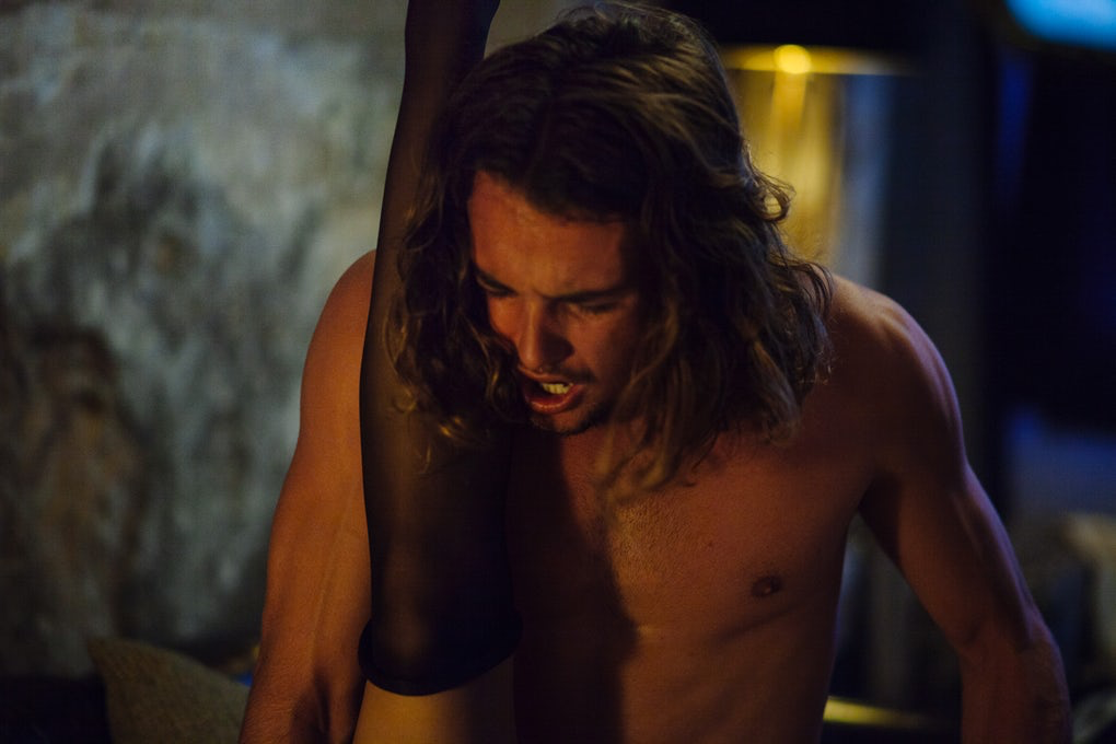 Tyler Nixon porn photos