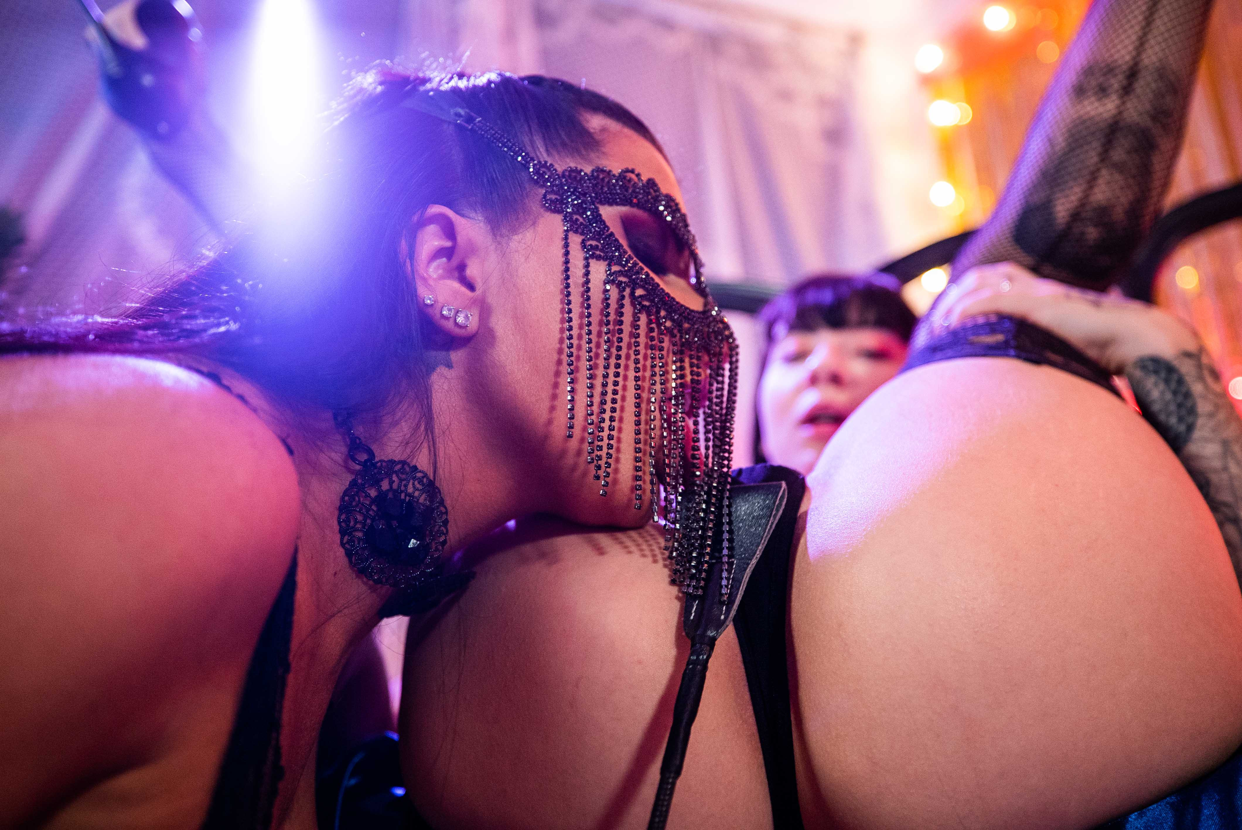 A Burlesque Story - All Episodes