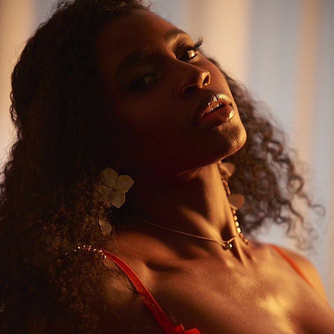 Nicole Kitt porn photos Nicole Kitt porn photos