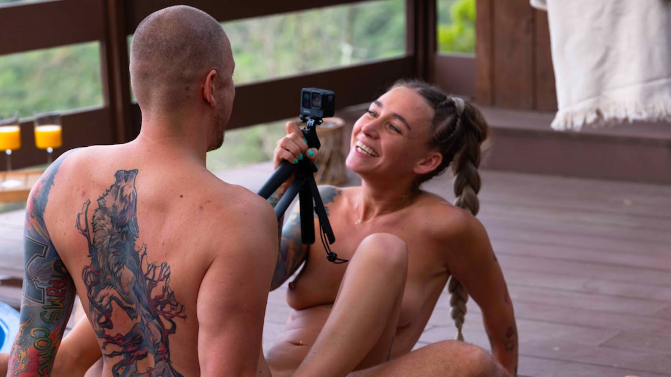 Trailer Owiaks: Yoga Getaway Trailer Owiaks: Yoga Getaway