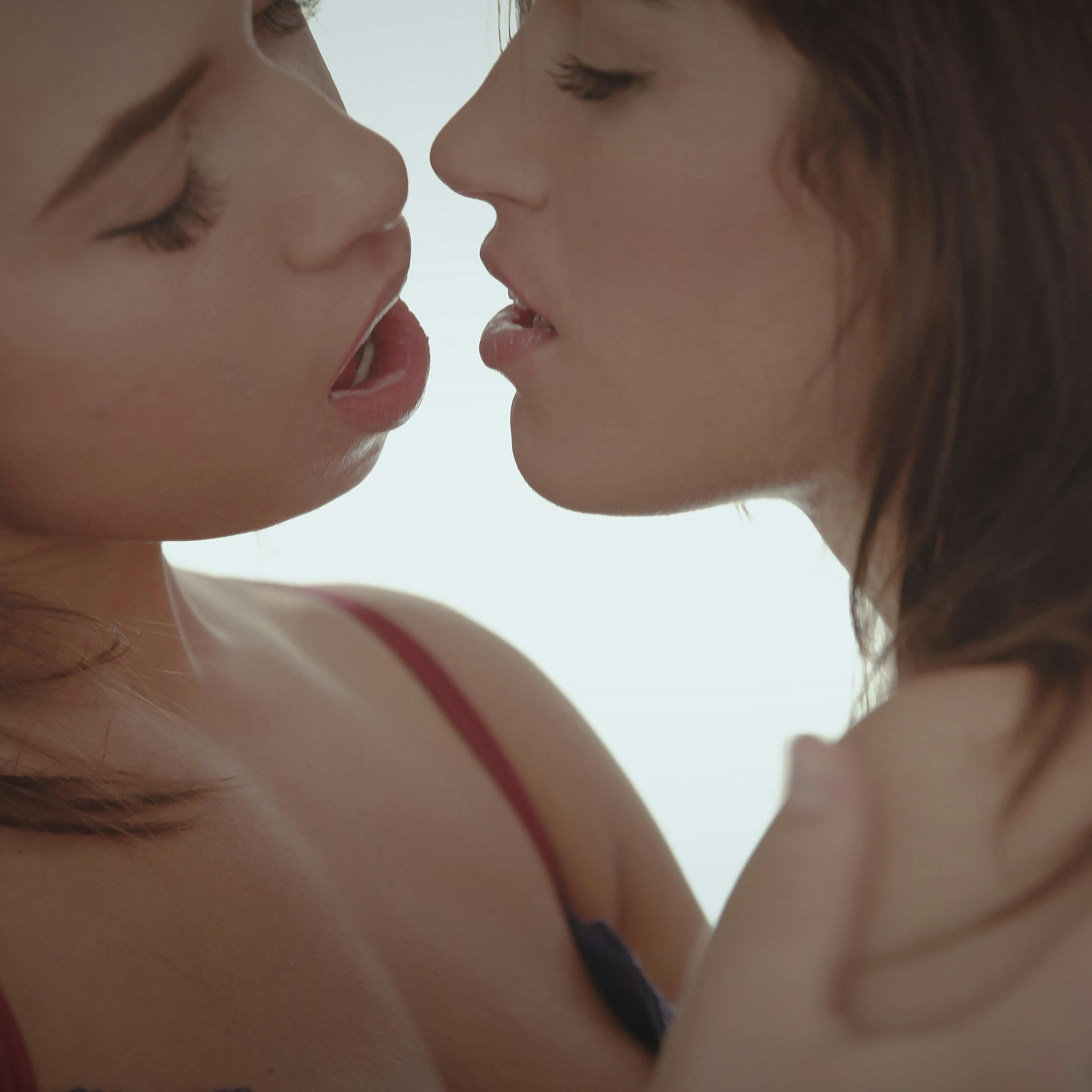 Coming Home to Her Coming Home to Her