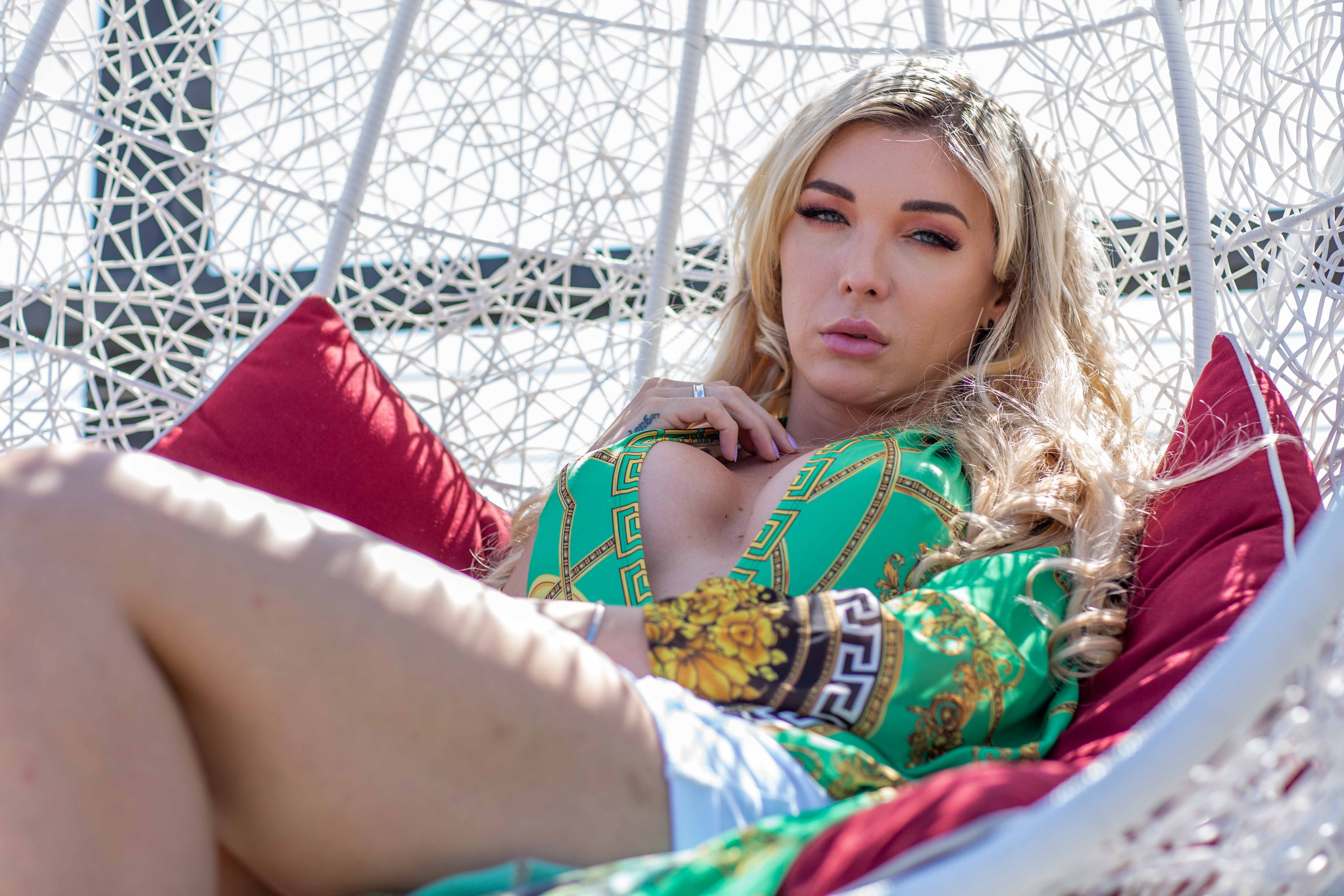 A Burlesque Story porn photos