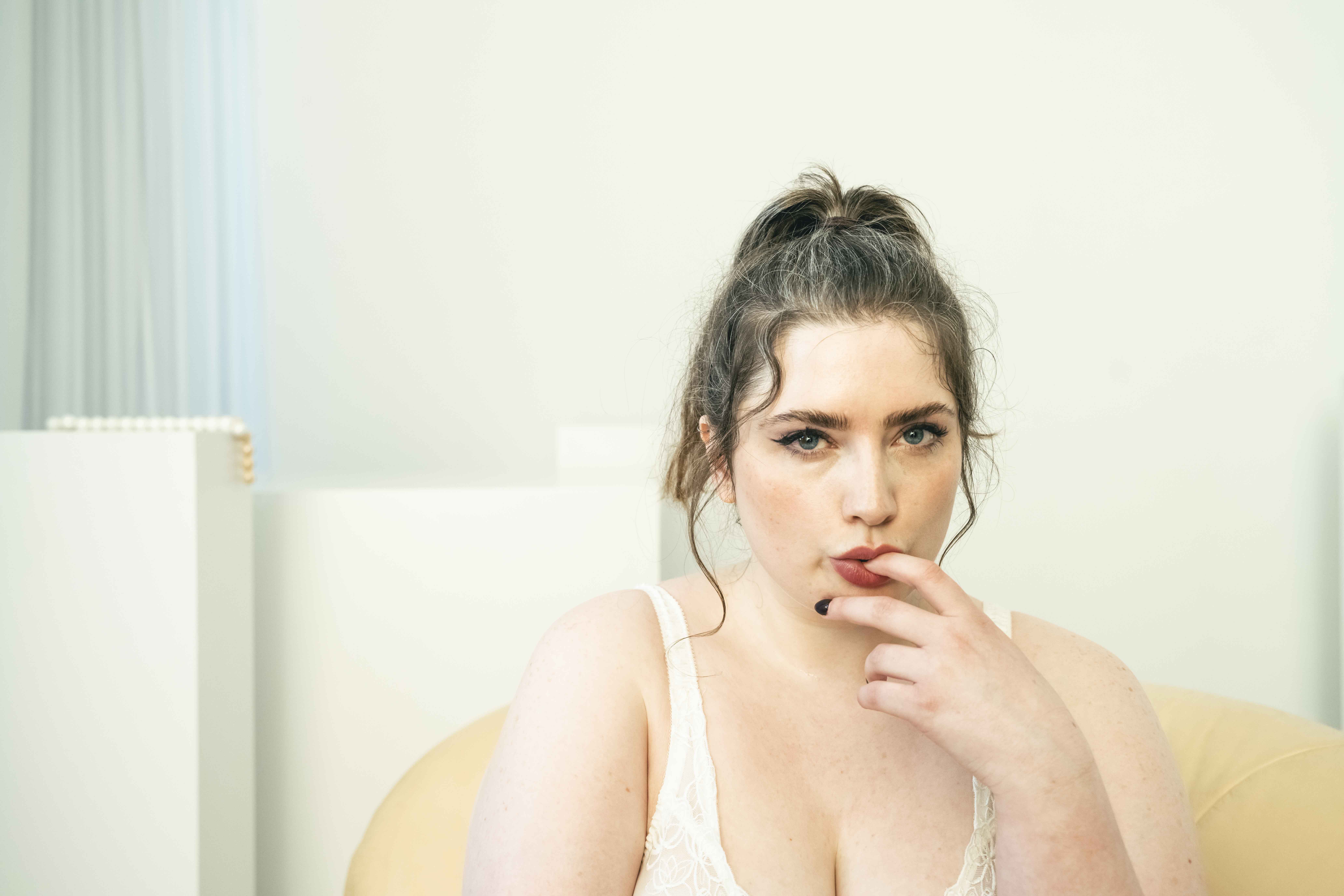 Bunny Harper - Porn Films & XXX Movies