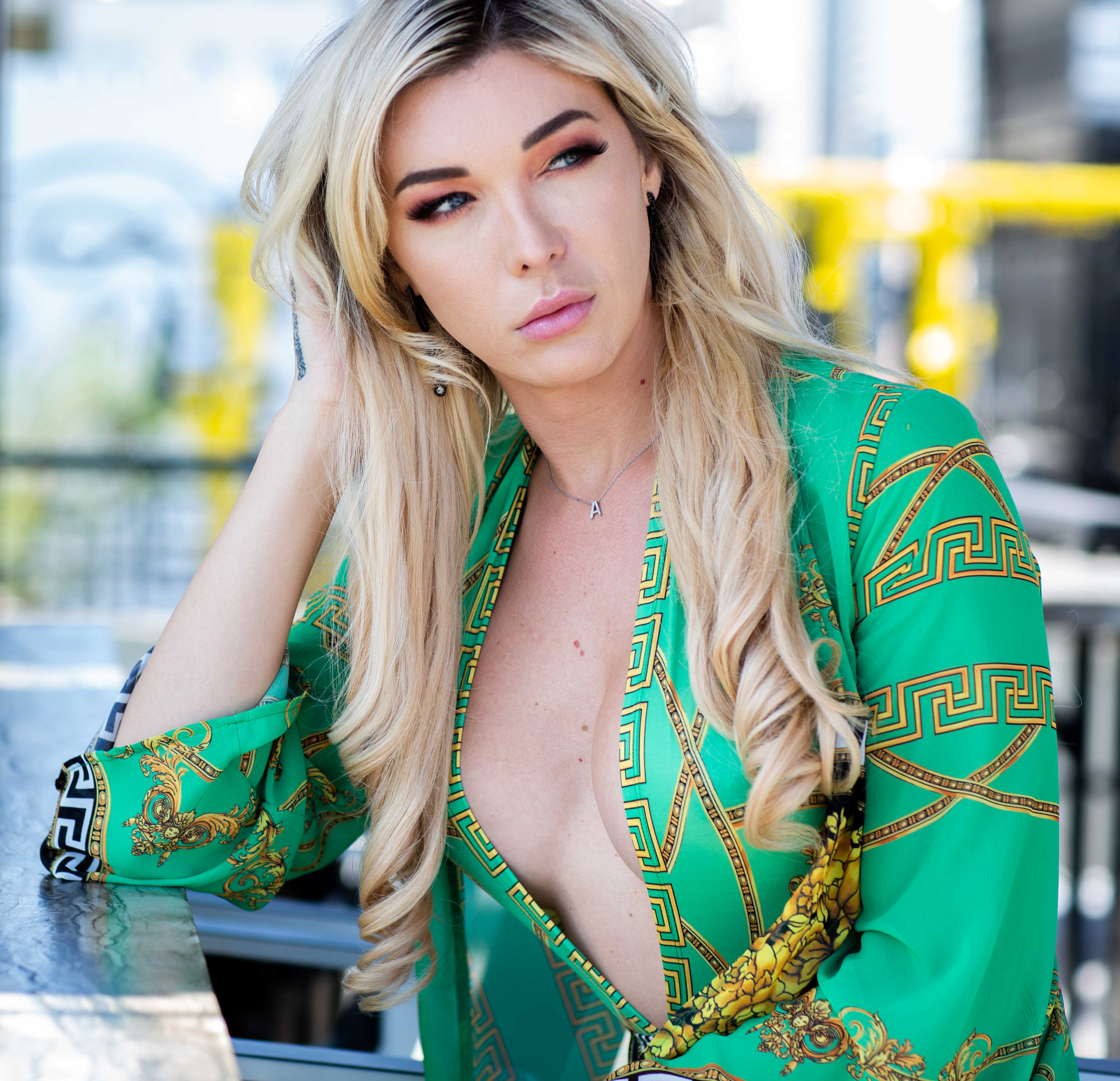 Aubrey Kate - Porn Films & XXX Movies