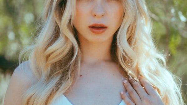 Lilly Bell Lilly Bell